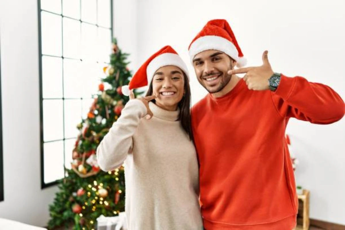 This christmas keep your smile healthy and natural by following dental care tips